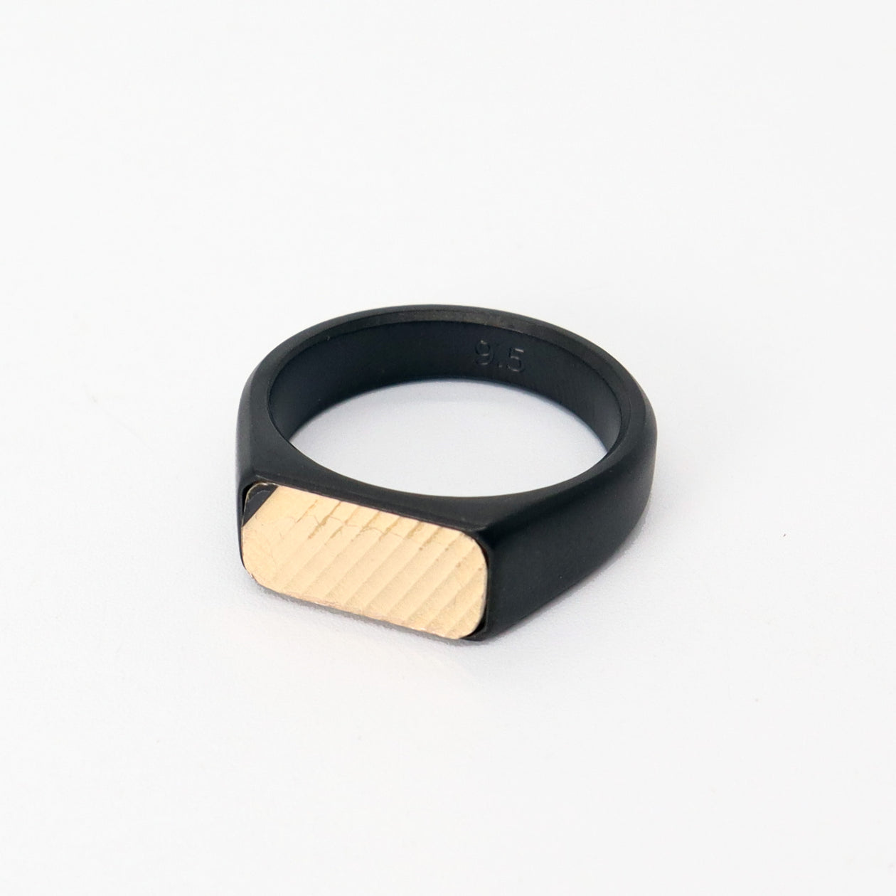 Ryan Trinh Signet Ring #127